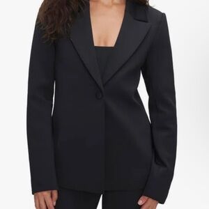 🆕 NWT Good American women’s scuba blazer